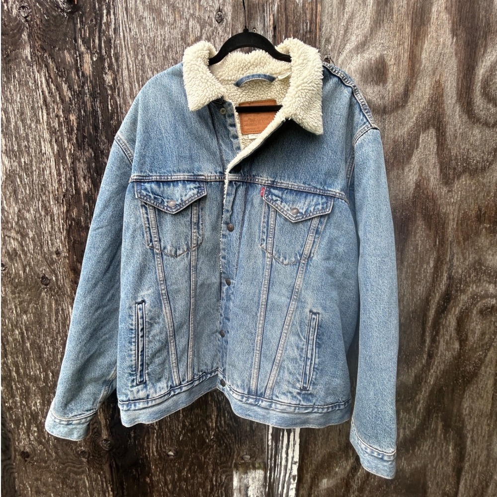 Levi's Vintage Fit XXL Sherpa Denim Jacket Trucker Light Wash